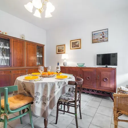 Affittasardegna-casa Poeta Feriehus *