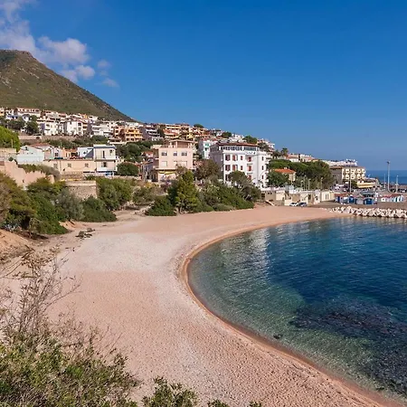 Affittasardegna-casa Poeta Cala Gonone
